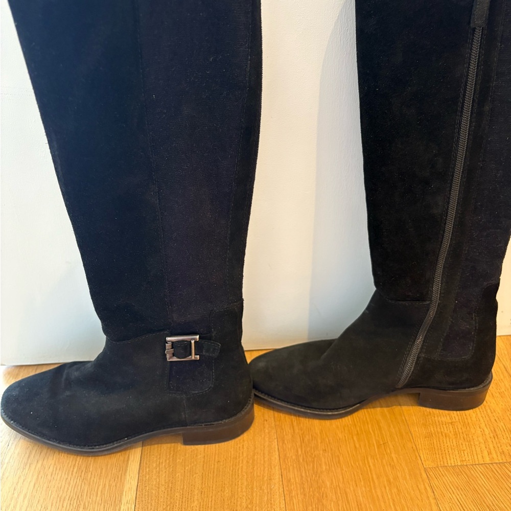 Aquatalia Black Suede Knee-High Boots, size 5, barely worn